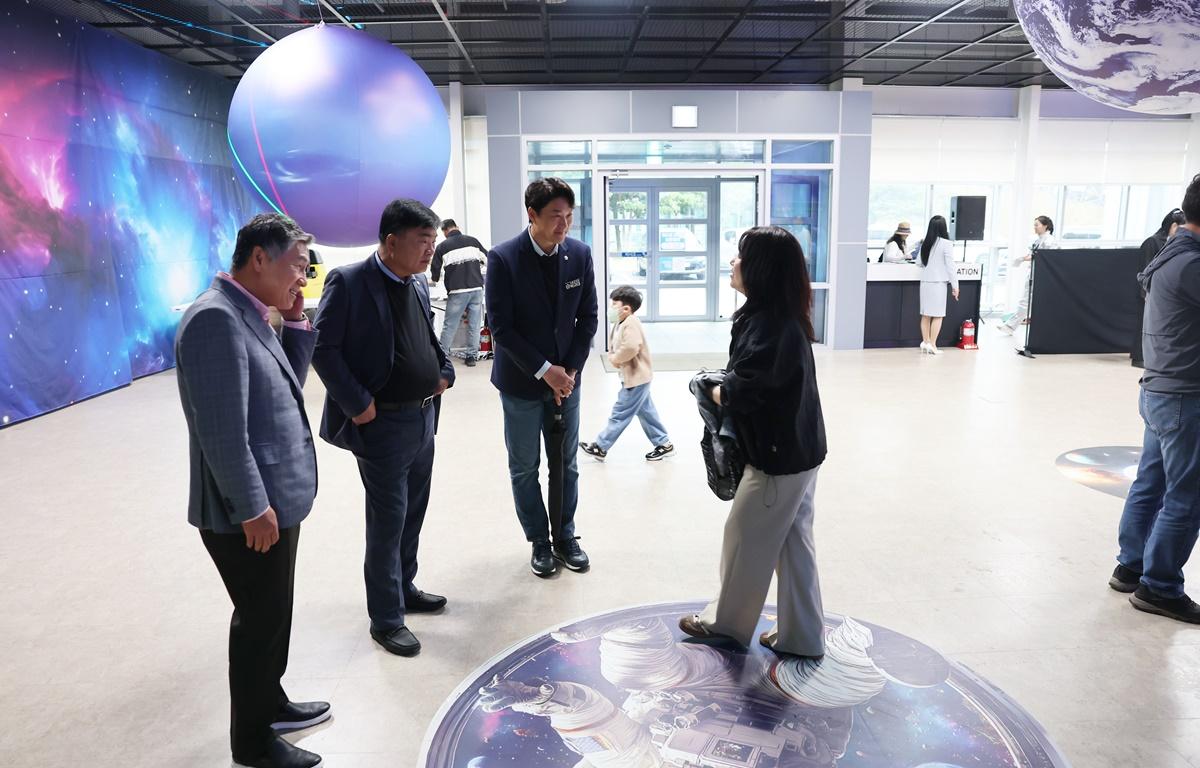 제15회 고흥우주항공축제 개막식 첨부이미지 : 2025.5.3 제15회 고흥우주항공축제 개막식 (3).JPG