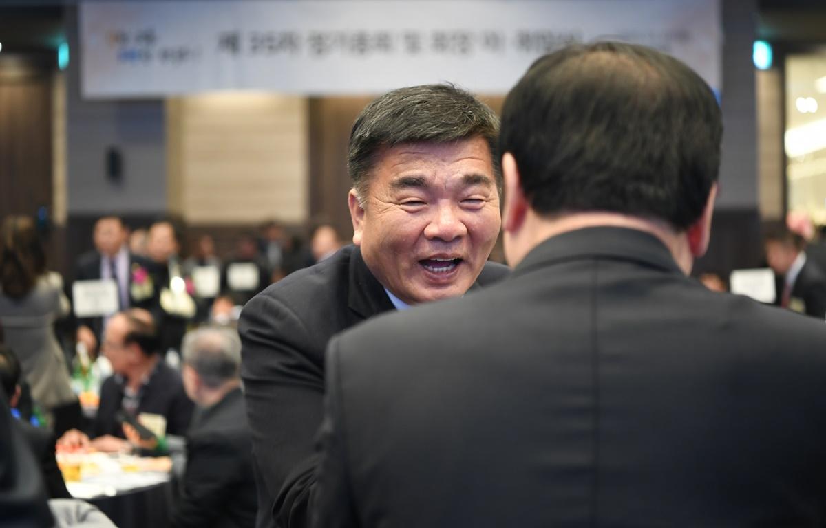 재경고흥군향우회장 이취임식 첨부이미지 : 2025.3.7 재경고흥군향우회장 이취임식 (10).JPG