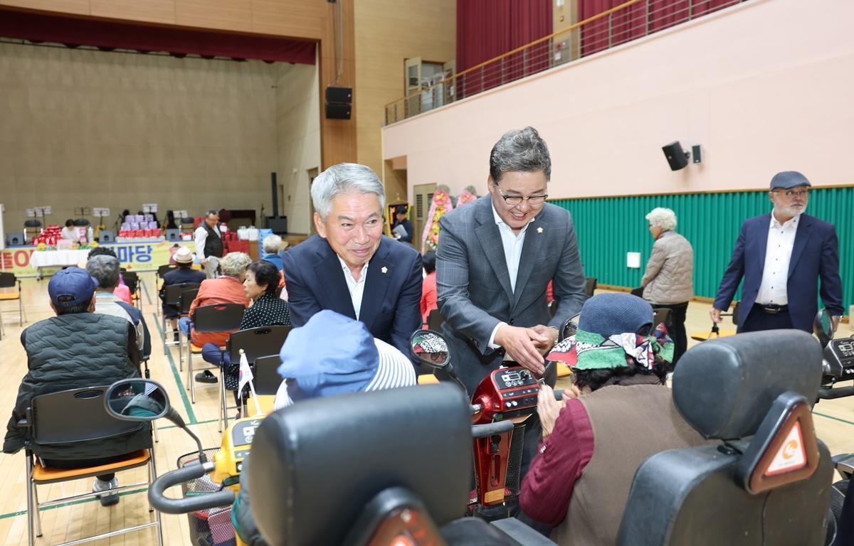 소록도 주민 어울림 한마당 첨부이미지 : 2025.10.23 소록도 주민 어울림 한마당 (1).JPG