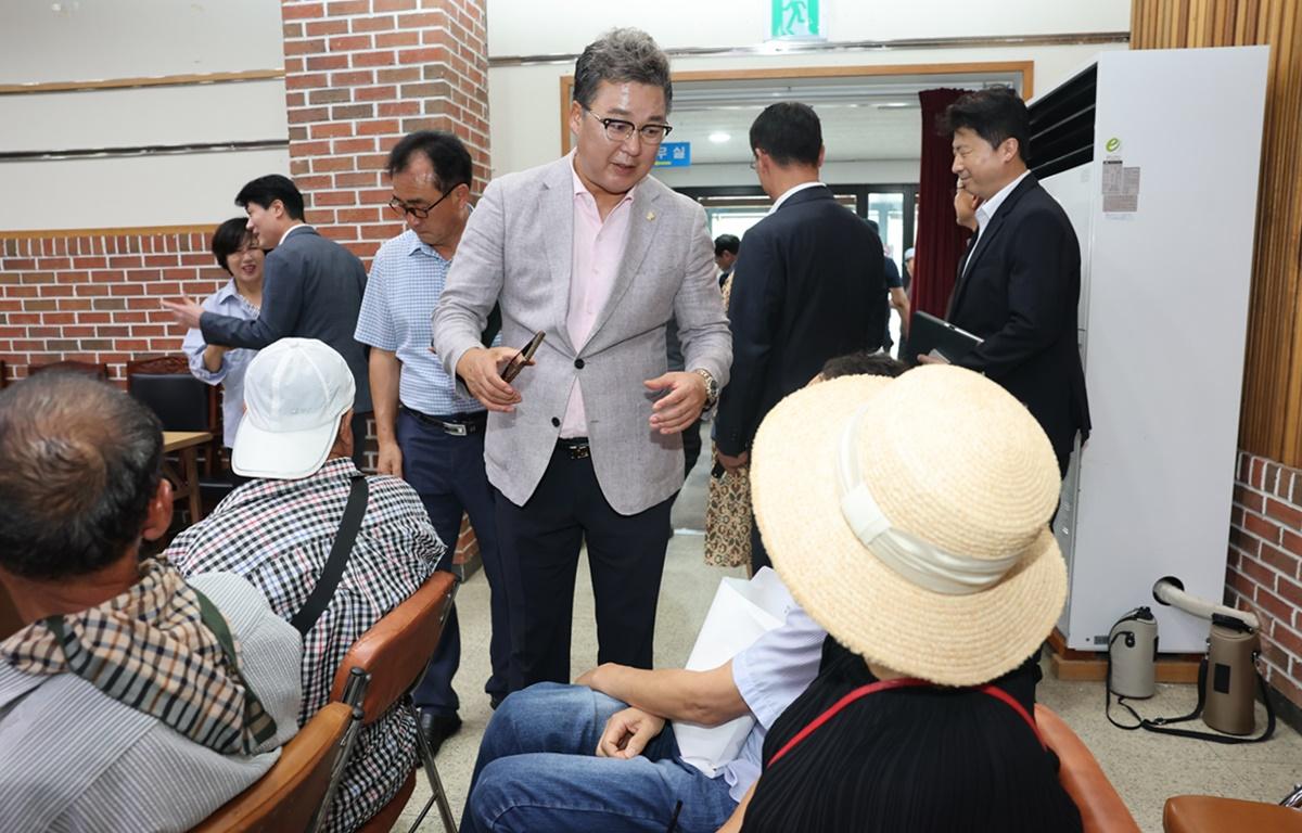 (사)고흥군귀농어귀촌협의회 역량강화 워크숍 첨부이미지 : 2025.8.4 (사)고흥군귀농어귀촌협의회 역량강화 워크숍 (4).JPG