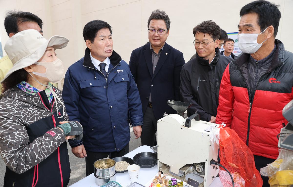 공공비축미곡 수매현장 방문 첨부이미지 : 2022.11.14 공공비축미곡 수매현장 방문 (1).JPG