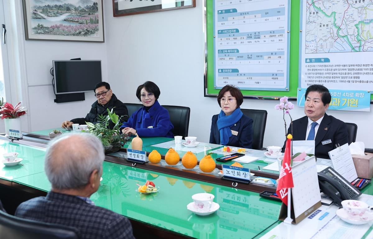 2026 군민과의 지역발전 토론회(점암면) 첨부이미지 : 2026.1.23 2026 군민과의 지역발전 토론회(점암면) (13).JPG