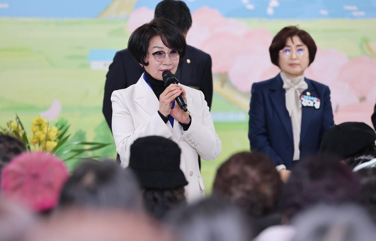 2026 군민과의 지역발전 토론회(두원면) 첨부이미지 : 2026.1.21 2026 군민과의 지역발전 토론회(두원면) (6).JPG