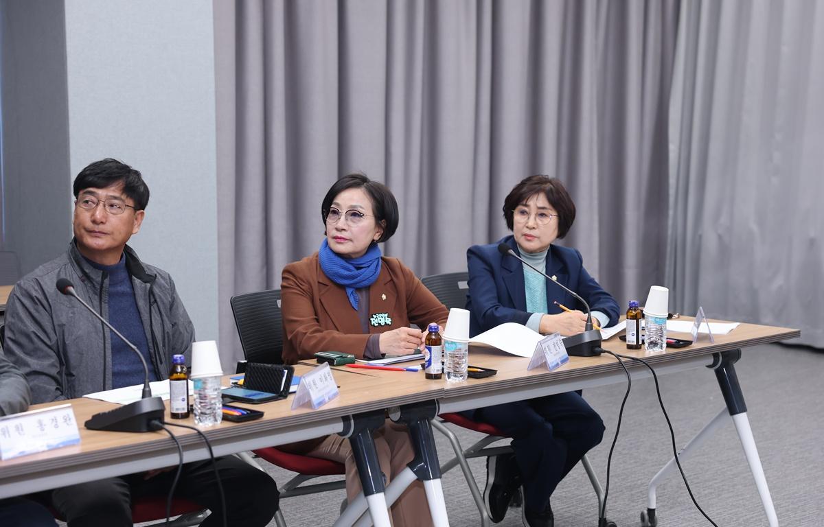 도시숲 조성 관리 심의위원회 첨부이미지 : 2026.3.20 도시숲 조성 관리 심의위원회 (5).JPG