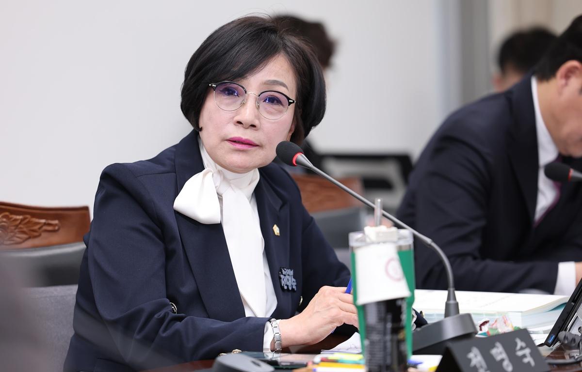 제344회 고흥군의회 임시회 제1차 산업건설위원회 첨부이미지 : 2026.3.16 제344회 고흥군의회 임시회 제1차 산업건설위원회 (9).JPG