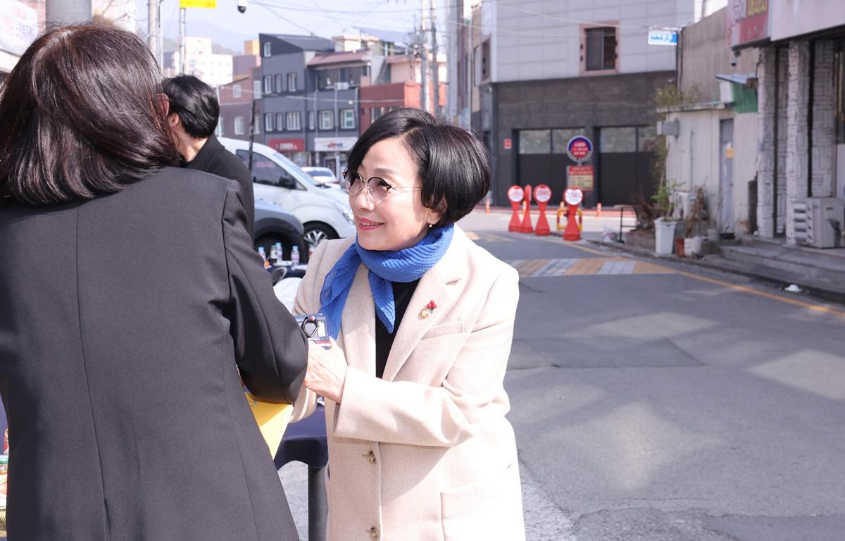 공직자 공동주택(흥양관 2호) 입주식 첨부이미지 : 2026.2.20 공직자 공동주택(흥양관 2호) 입주식 (4).JPG