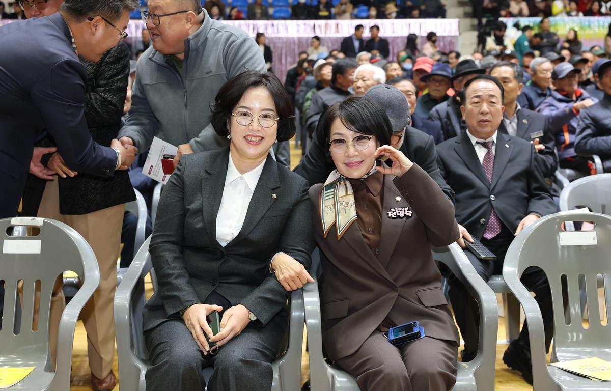 제29회 노인의 날 기념행사 첨부이미지 : 2025.11.20 제29회 노인의 날 기념행사 (11).JPG