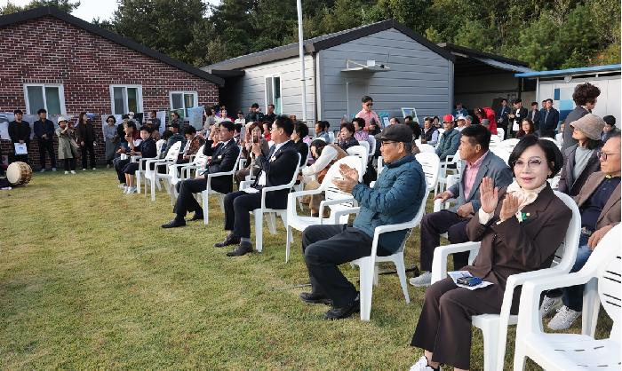 제1회 고흥만 노을음악회