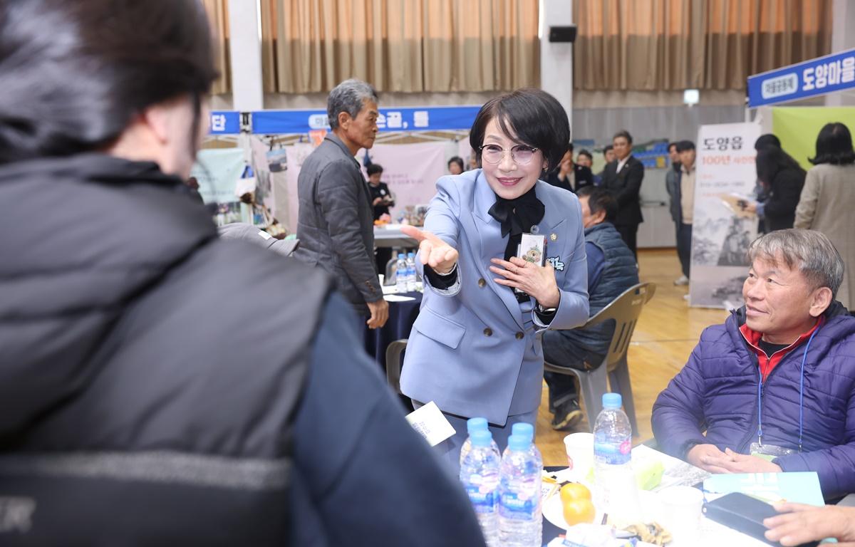 2025 고흥군 사회적경제 마을공동체 한마당 첨부이미지 : 2025.12.15 2025 고흥군 사회적경제 마을공동체 한마당 (9).JPG