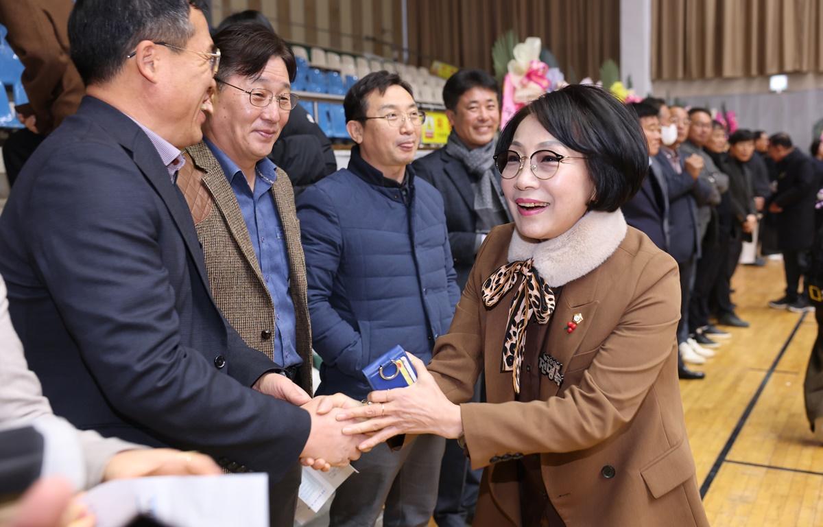 2025년 고흥군자율방범연합회 한마음 전진대회 및 이취임식 첨부이미지 : 2025.12.6 2025년 고흥군자율방범연합회 한마음 전진대회 및 이취임식 (2).JPG