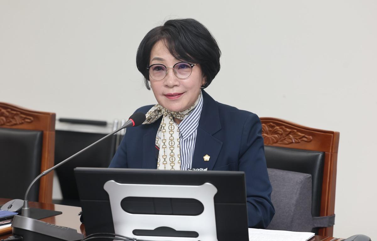 제341회 고흥군의회 임시회 제1차 산업건설위원회 첨부이미지 : 2025.10.15 제341회 고흥군의회 임시회 제1차 산업건설위원회 (25).JPG