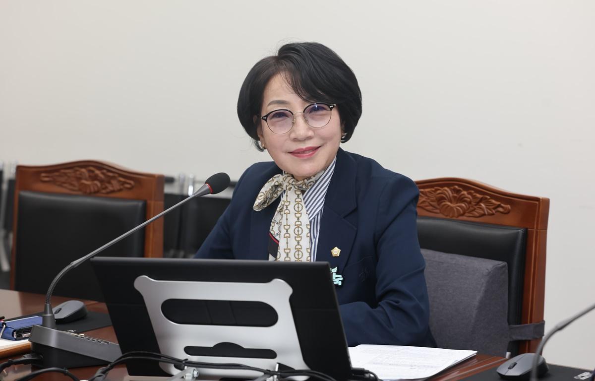 제341회 고흥군의회 임시회 제1차 산업건설위원회 첨부이미지 : 2025.10.15 제341회 고흥군의회 임시회 제1차 산업건설위원회 (33).JPG