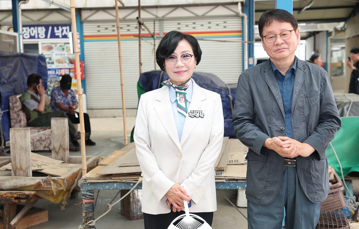 동강 버스정류장 준공식 첨부이미지 : 2025.7.24 동강 버스정류장 준공식 (3).JPG