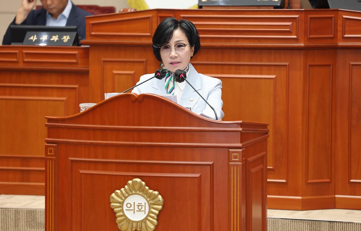 제338회 고흥군의회 임시회 제2차 본회의 첨부이미지 : 2025.7.18 제338회 고흥군의회 임시회 제2차 본회의 (21).JPG