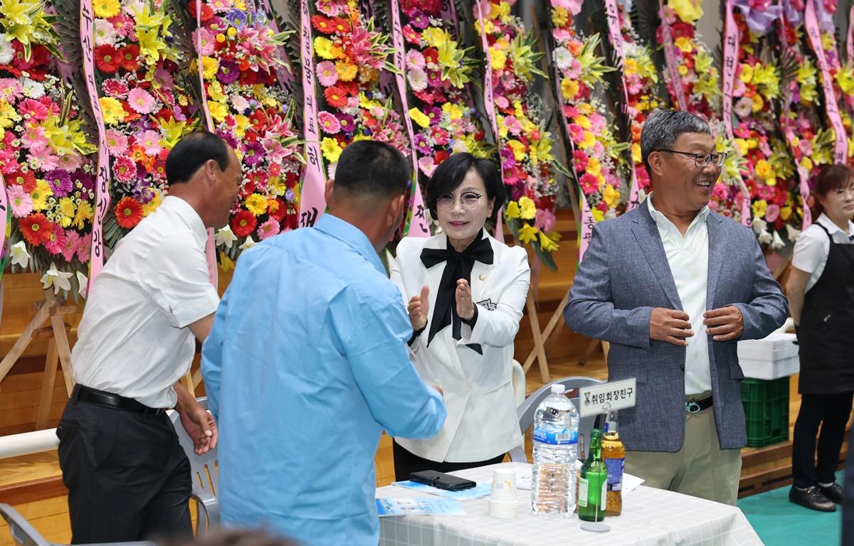 국제와이즈멘 녹동클럽 회장단 이취임식 첨부이미지 : 2025.6.27 국제와이즈멘 녹동클럽 회장단 이취임식 (5).JPG