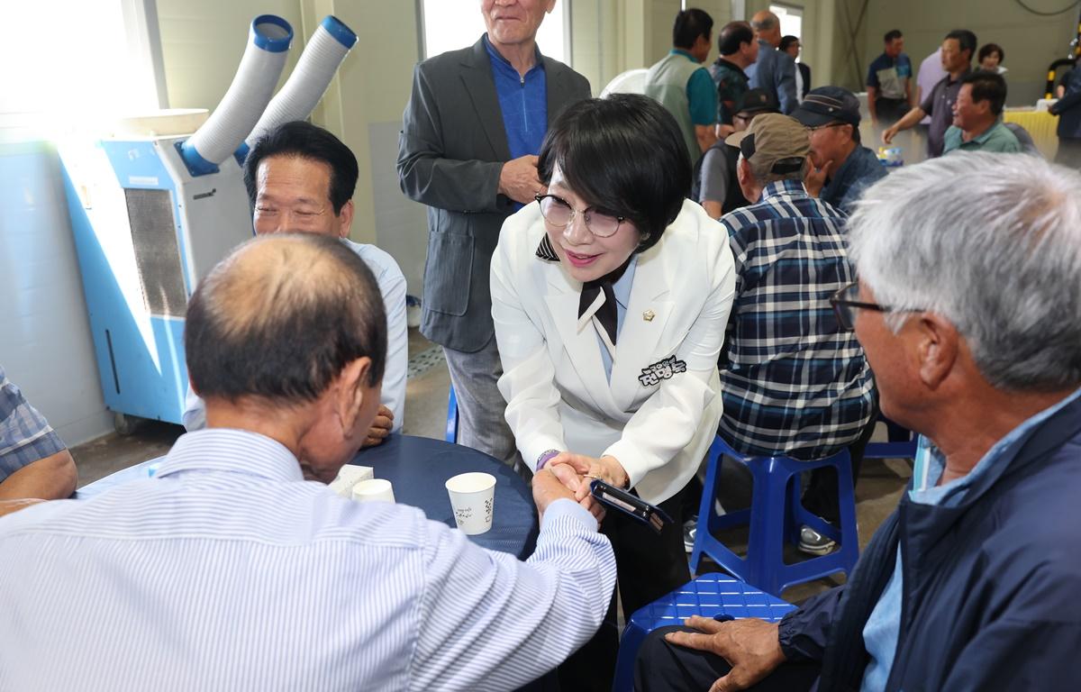 2025년 두원면 써레씻기 행사 첨부이미지 : 2025.6.30 2025년 두원면 써레씻기 행사 (4).JPG