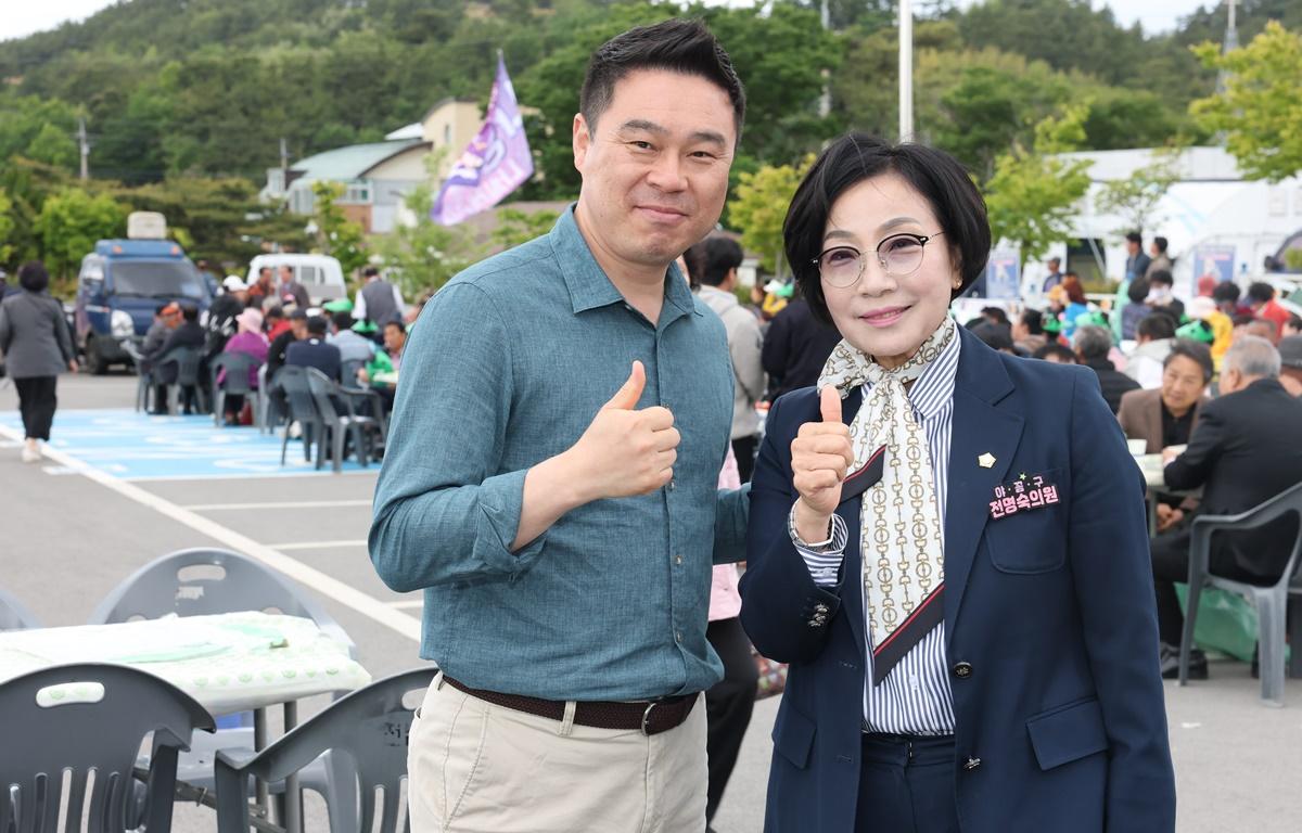 제30회 금산면민의 날 첨부이미지 : 2025.5.10 제30회 금산면민의 날 (3).JPG