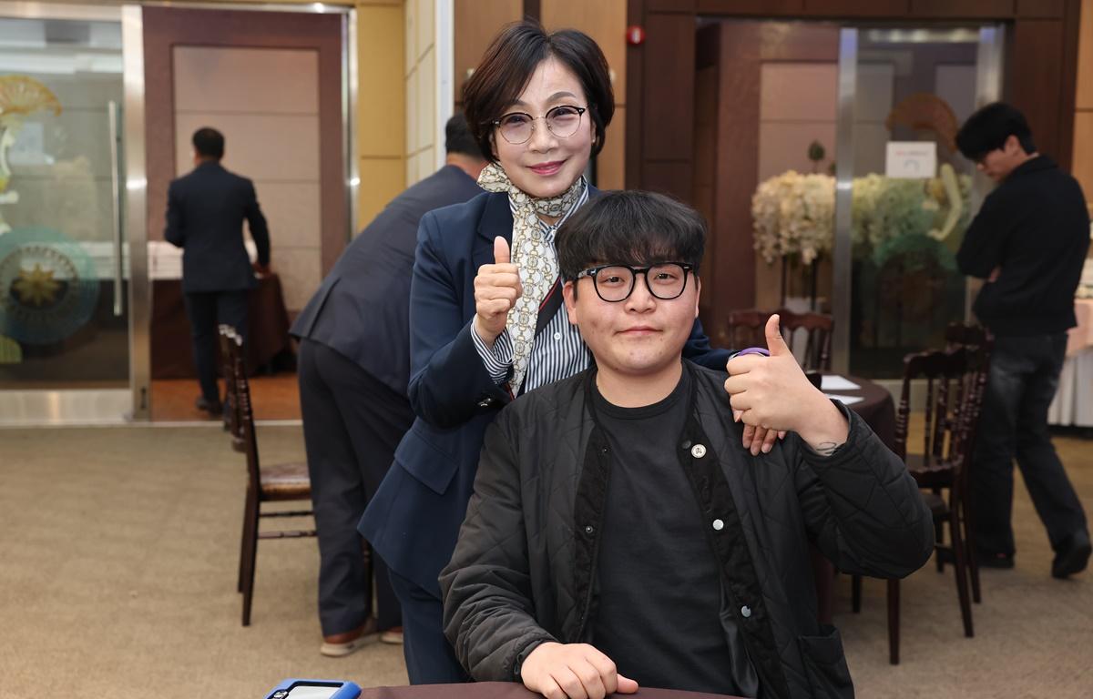 고흥군 청년권익위원회 발대식 첨부이미지 : 2025.4.24 고흥군 청년권익위원회 발대식 (13).JPG