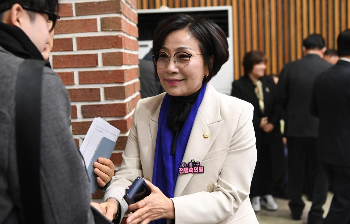 2025년 고흥 문화원 정기총회 첨부이미지 : 2025.3.11 2025년 고흥 문화원 정기총회 (7).JPG