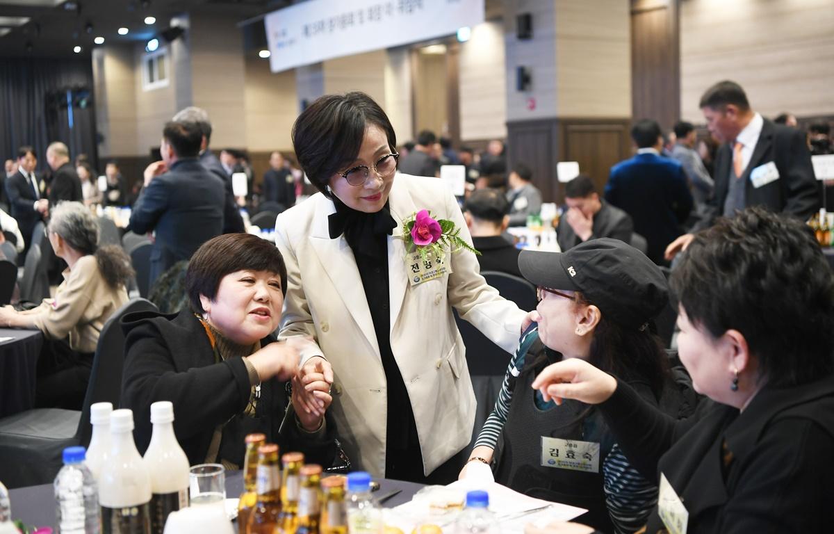 재경고흥군향우회장 이취임식 첨부이미지 : 2025.3.7 재경고흥군향우회장 이취임식 (8).JPG