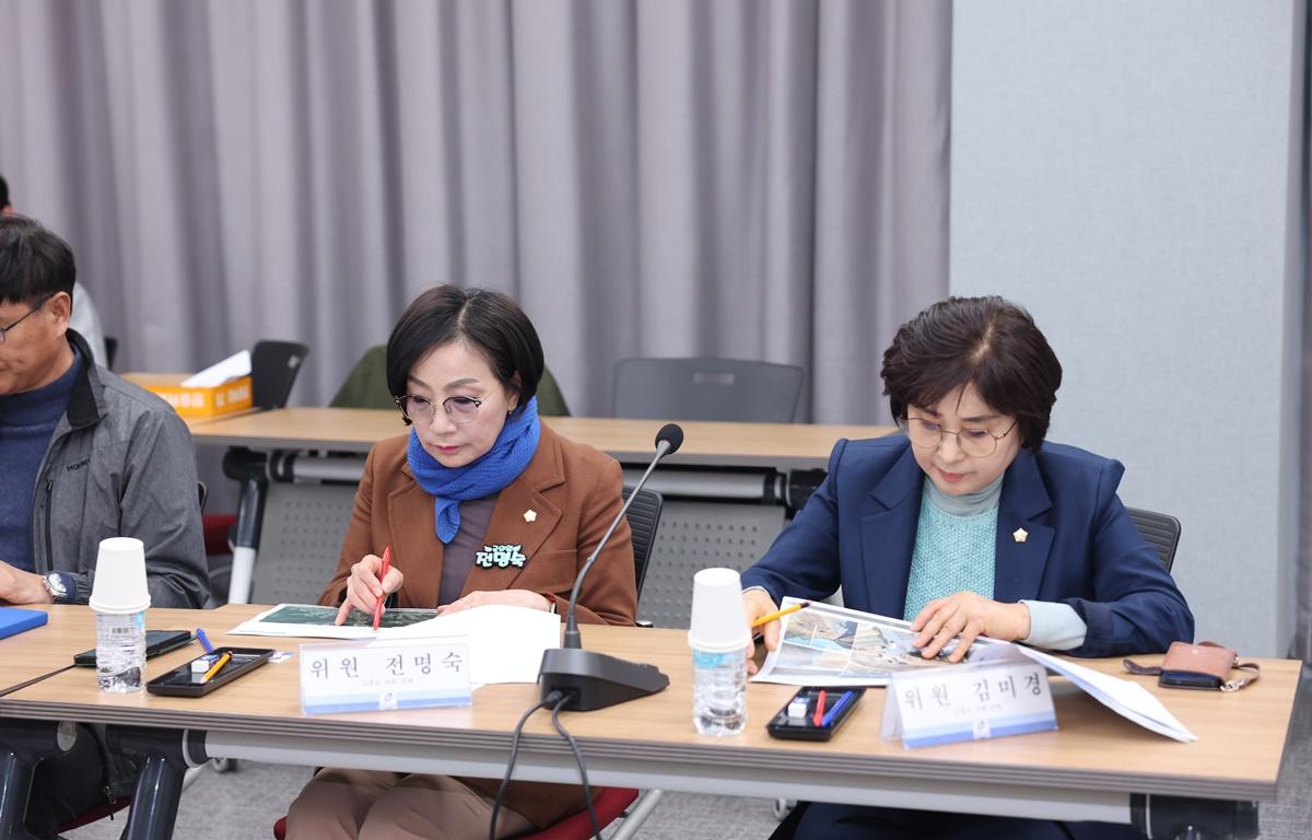 도시숲 조성 관리 심의위원회 첨부이미지 : 2026.3.20 도시숲 조성 관리 심의위원회 (3).JPG
