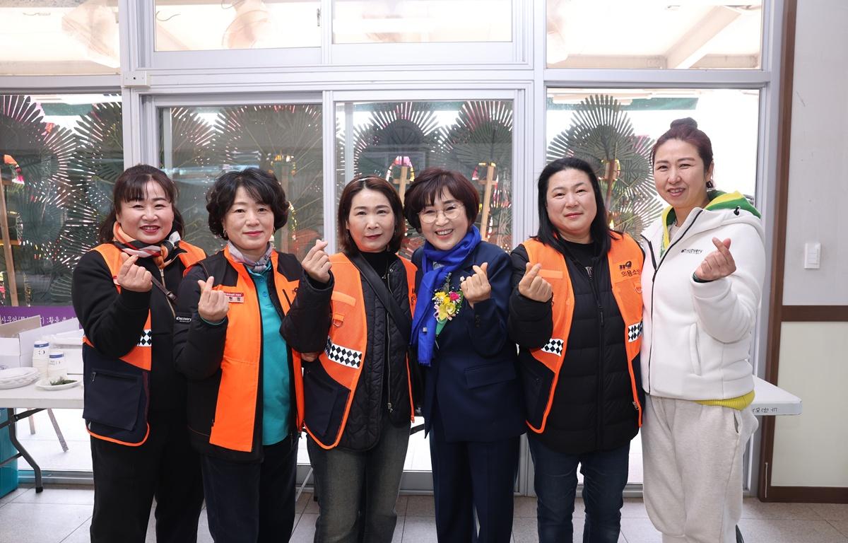 두원면 문무정 사두 취임식 첨부이미지 : 2026.3.7 두원면 문무정 사두 취임식 (1).JPG