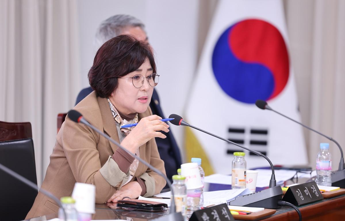 고흥군의회와 고흥군 재가장기요양기관 협의회 간담회 첨부이미지 : 2026.2.25 고흥군의회와 고흥군 재가장기요양기관 협의회 간담회 (27).JPG