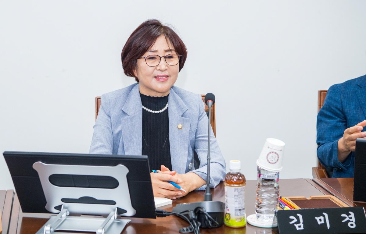 산업건설위원회 의안심사 첨부이미지 : 2022.07.19 산업건설위원회  (11).jpg
