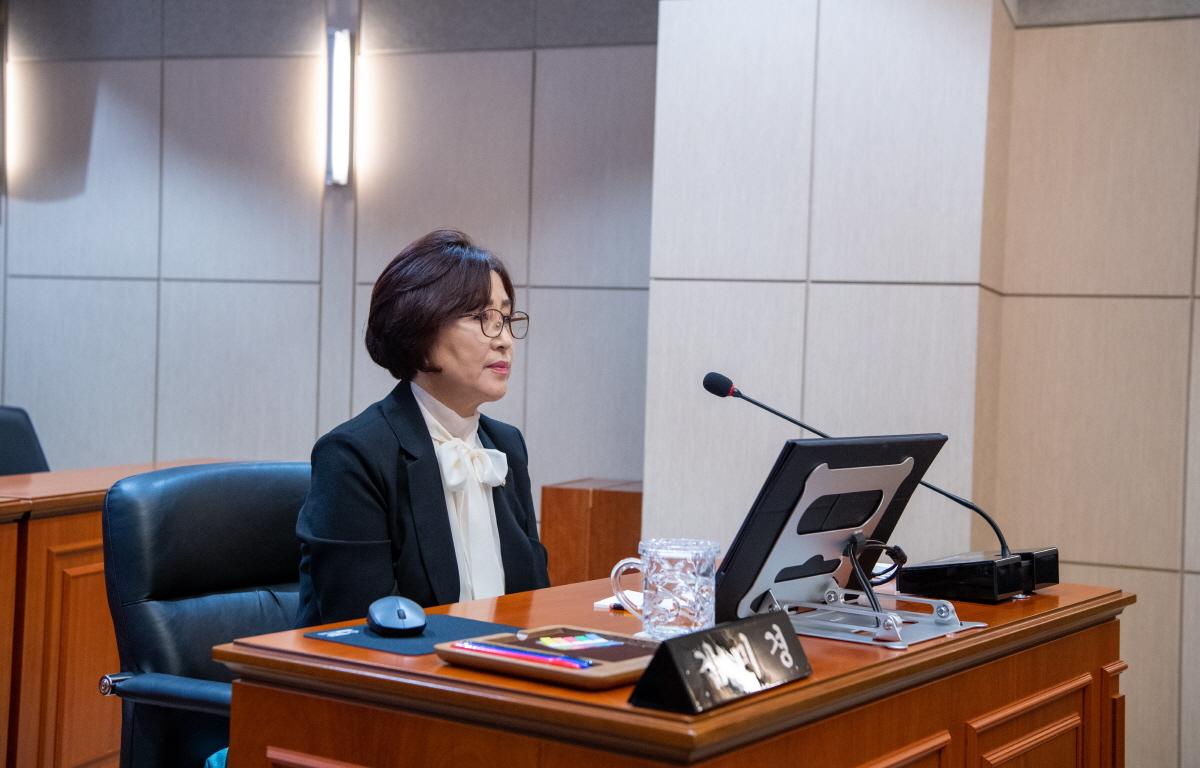 제306회 고흥군의회 임시회 첨부이미지 : 2022.07.01 제306회 고흥군의회 임시회 (49).jpg