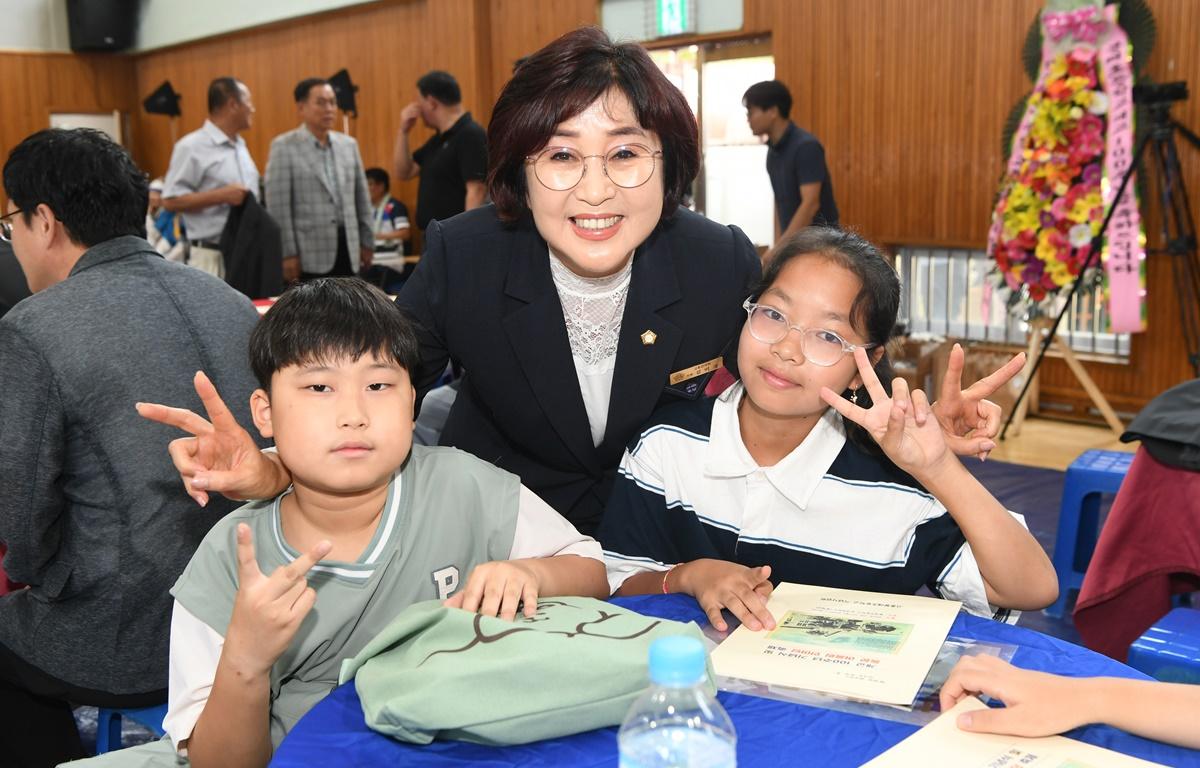봉래초등학교 개교 100주년 기념식 첨부이미지 : 2024.9.7 봉래초등학교 개교 100주년 기념식 (6).JPG