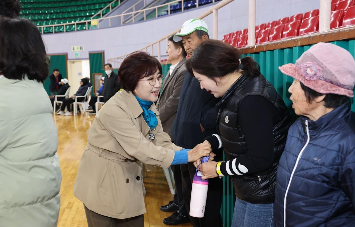 제19회 고흥군체육인 한마음 체육대회 개회식 첨부이미지 : 2025.11.22 제19회 고흥군체육인 한마음 체육대회 개회식 (9).JPG