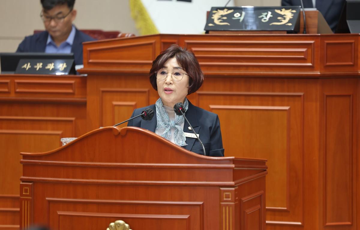 제340회 고흥군의회 임시회 제2차 본회의 첨부이미지 : 2025.9.16 제340회 고흥군의회 제2차 본회의 (8).JPG