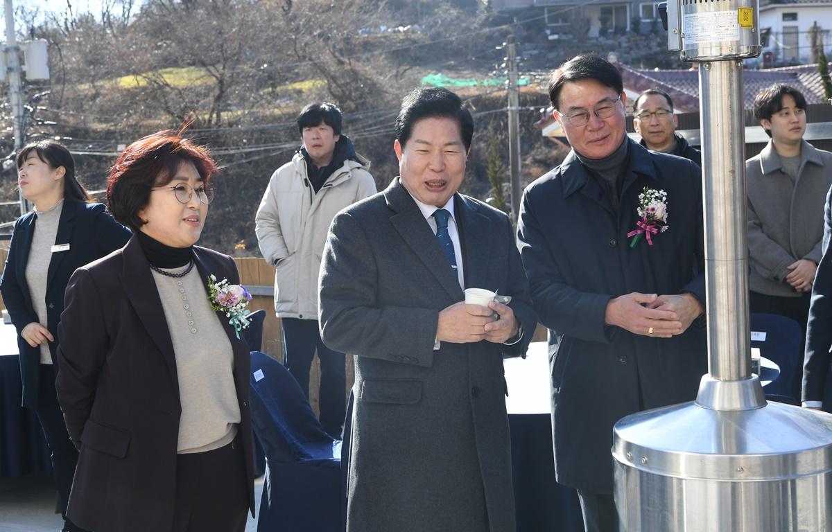 고흥군 공직자 공동주택 입주식 첨부이미지 : 2025.1.16 고흥군 공직자 공동주택 입주식 (9).JPG