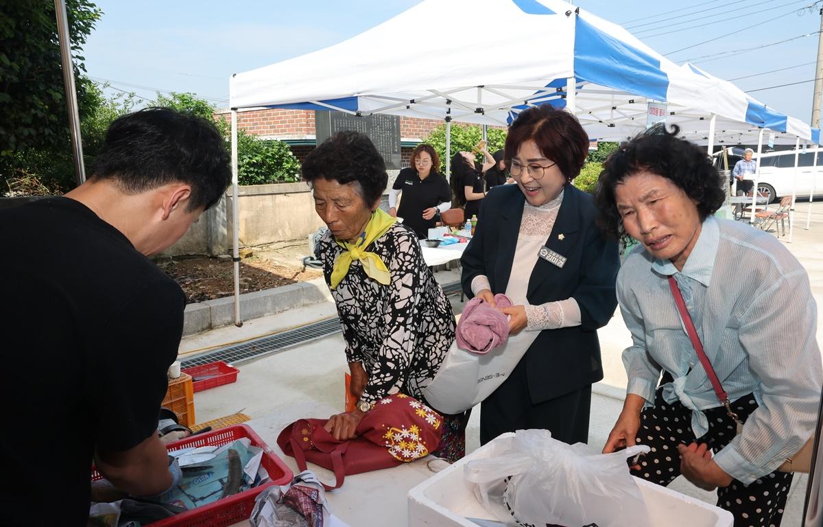 제263회 어깨동무봉사단(호동마을) 첨부이미지 : 2025.6.26 제263회 어깨동무봉사단 (4).JPG