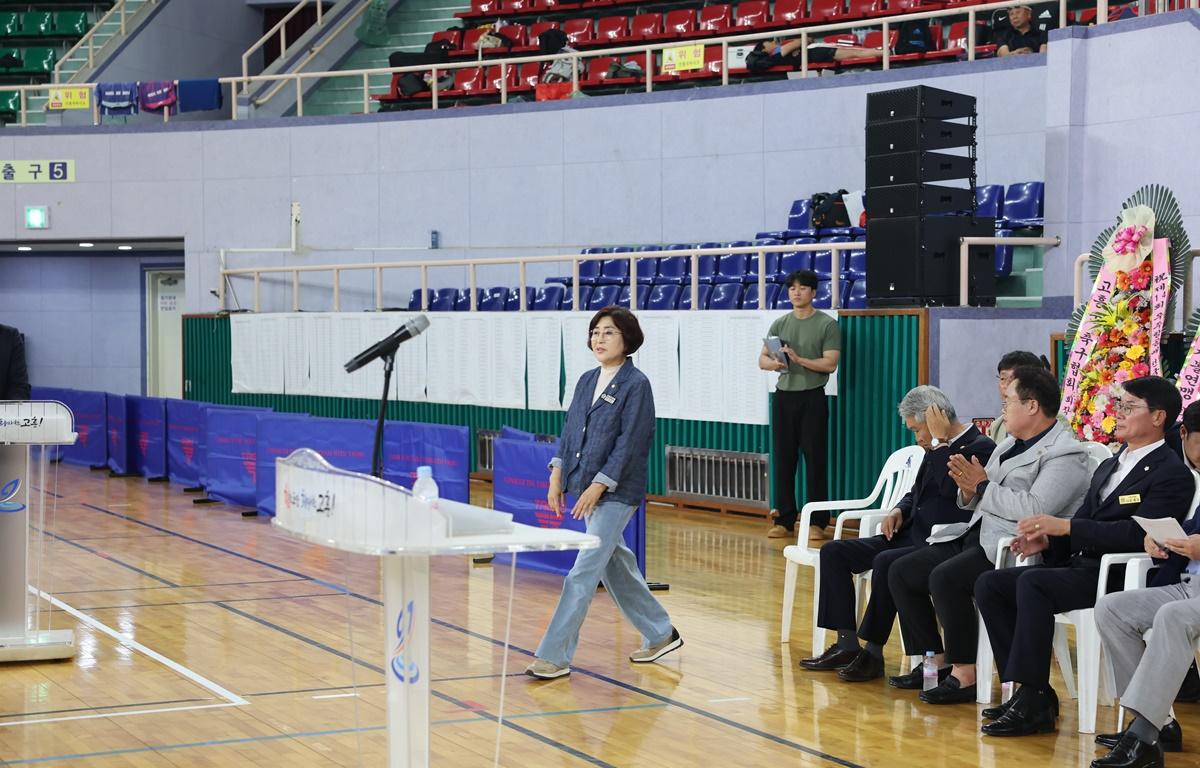 2025년도 제14회 고흥우주항공배 전국오픈 동호인 탁구대회 개회식 첨부이미지 : 2025.6.28 2025년도 제14회 고흥우주항공배 전국오픈 동호인 탁구대회 개회식 (7).JPG