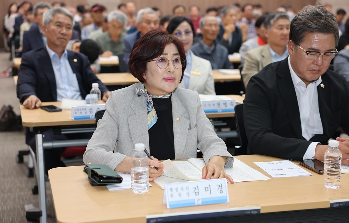 임진왜란 흥양수군 가치 재조명 학술대회 첨부이미지 : 2025.6.19 임진왜란 흥양수군 가치 재조명 학술대회 (10).JPG