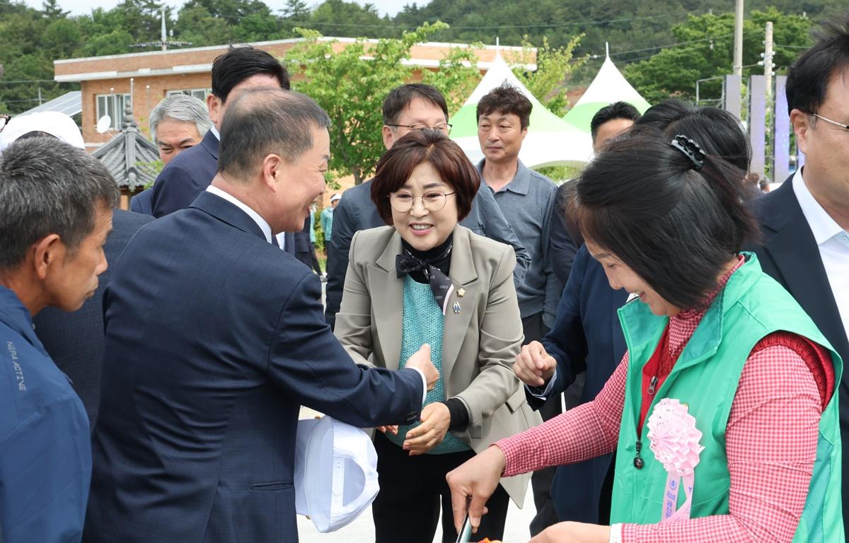 제30회 금산면민의 날 첨부이미지 : 2025.5.10 제30회 금산면민의 날 (6).JPG