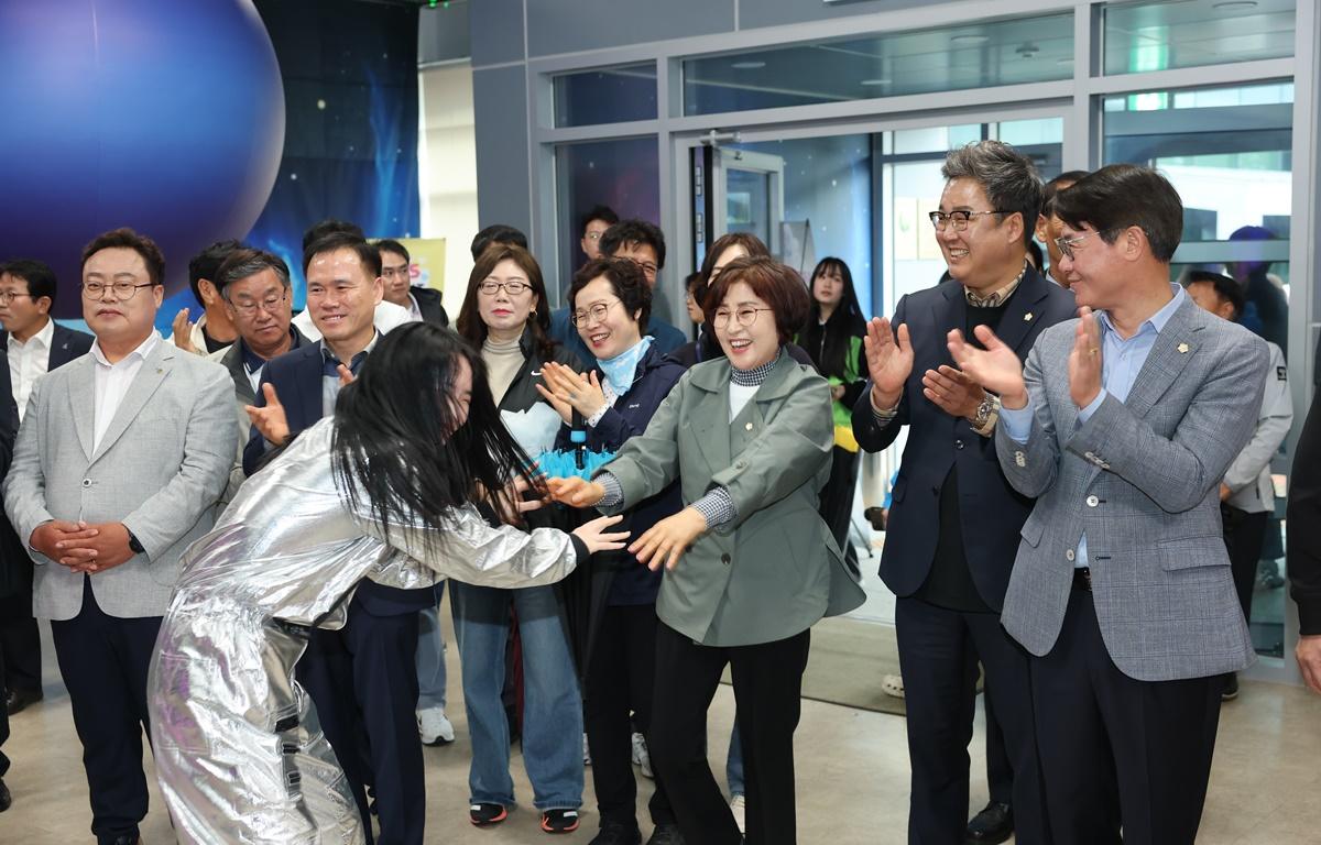 제15회 고흥우주항공축제 개막식 첨부이미지 : 2025.5.3 제15회 고흥우주항공축제 개막식 (14).JPG