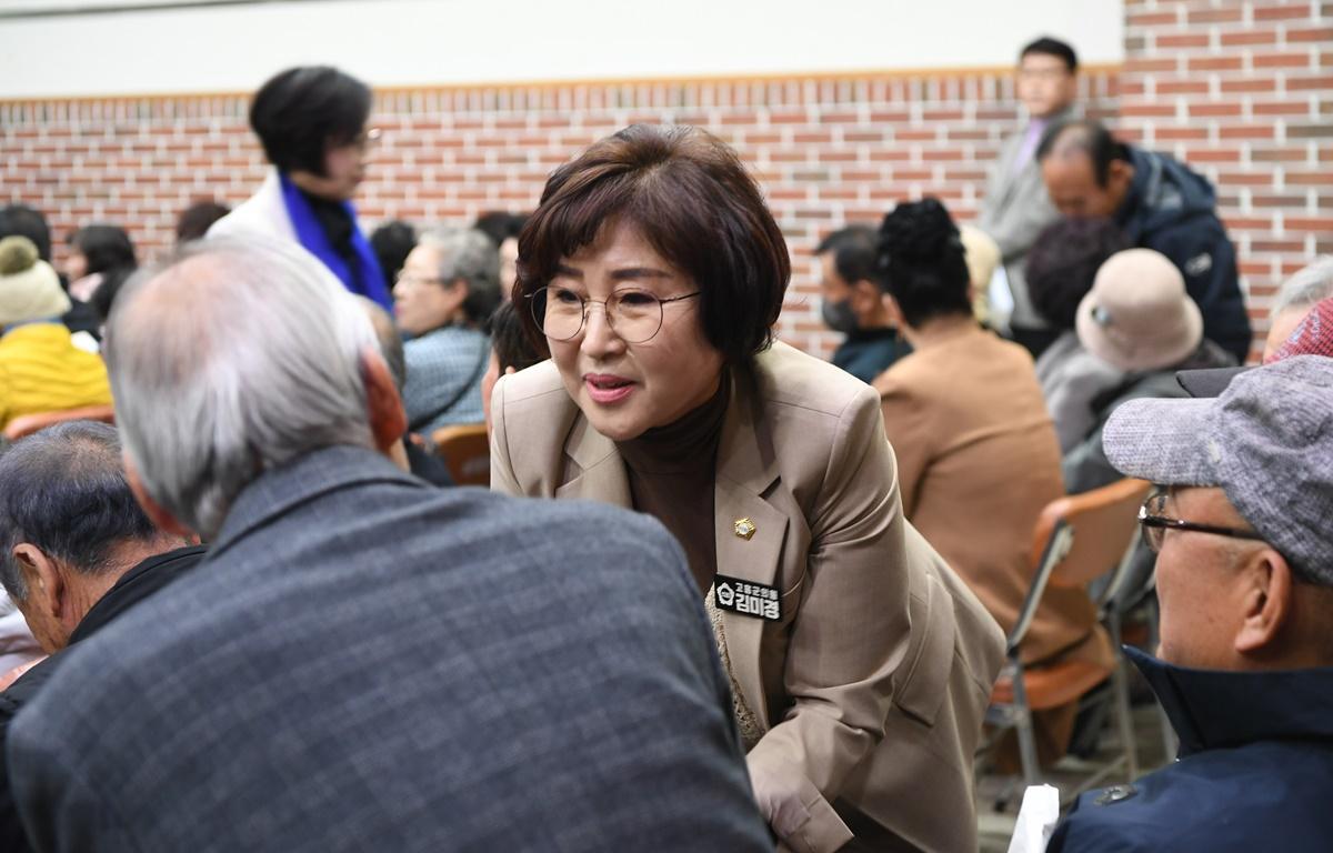 2025년 고흥 문화원 정기총회 첨부이미지 : 2025.3.11 2025년 고흥 문화원 정기총회 (3).JPG