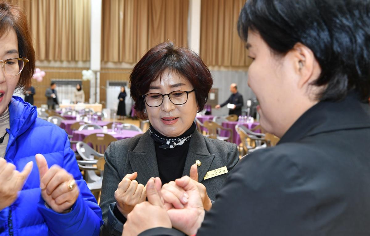 고흥군 귀농어귀촌인 팜파티 첨부이미지 : 2023.11.14 고흥군 귀농어귀촌인 팜파티 (1).JPG