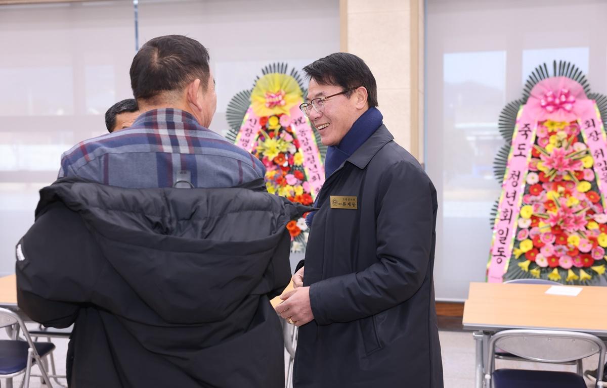 동강면 청년회장 이취임식 첨부이미지 : 2026.1.24 동강면 청년회장 이취임식 (2).JPG