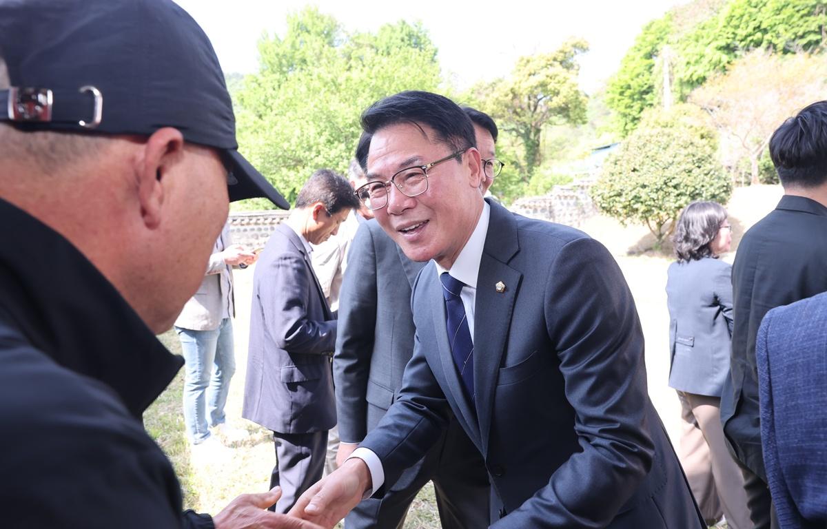 도화면 발포 충무사 다례제 첨부이미지 : 2026.4.28 도화면 발포 충무사 다례제 (6).JPG