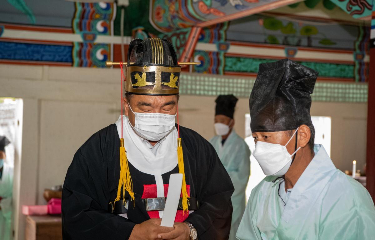 추계 향교 석전대제 첨부이미지 : 2022.09.01 추계 향교 석전대제 (40).jpg