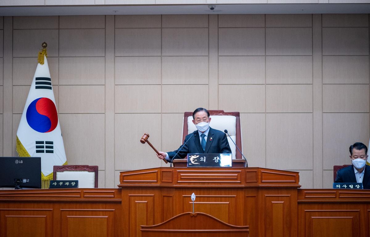 제304회 고흥군의회 임시회 제1차본회의 첨부이미지 : 2022.02.16 제304회 고흥군의회 임시회 제1차본회의 (7).jpg