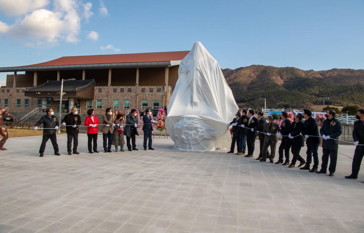금산 김일 동상 제막식 첨부이미지 : 2021.12.27 금산 김일 동상 제막식 (40).jpg