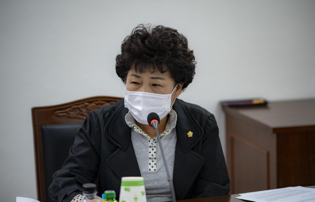 행정자치위원회 의안심사 첨부이미지 : 2021.11.03 행정자치위원회 의안심사 (18) .jpg