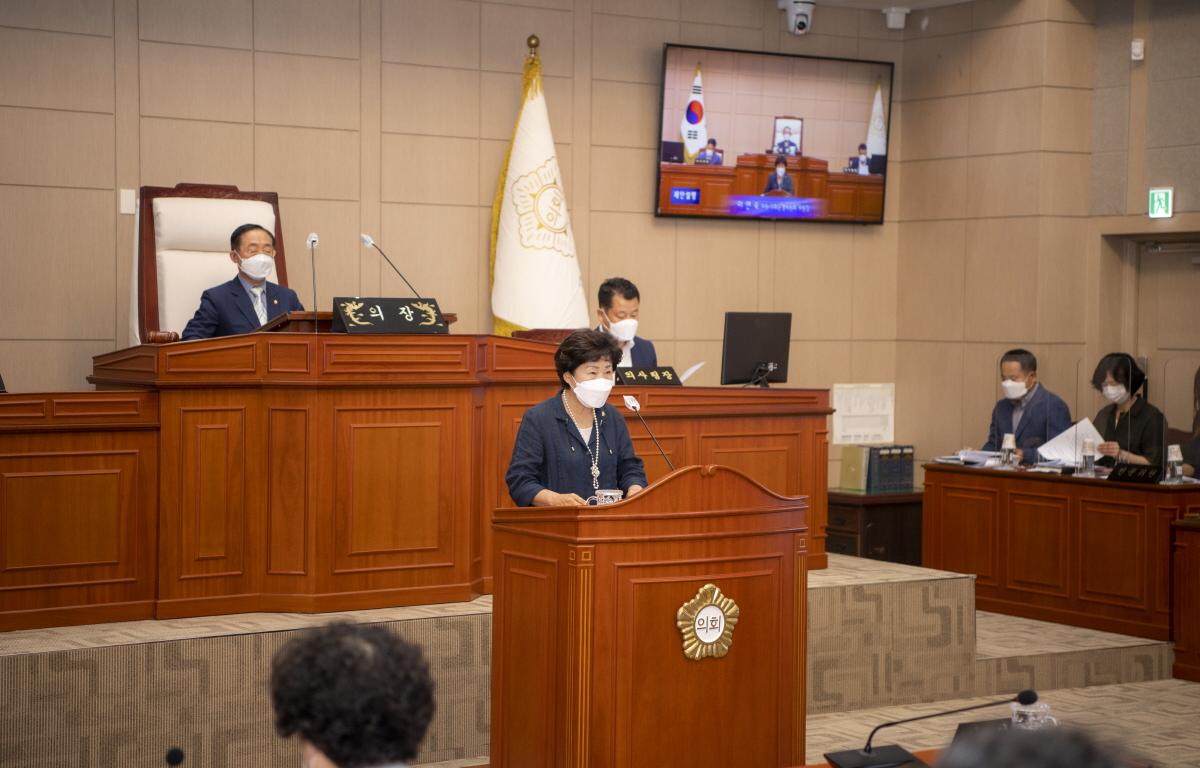 제299회 고흥군의회 임시회 제1차 본회의 첨부이미지 : 2021.07.12 제299회 고흥군의회 임시회 제1차 본회의 _8.jpg