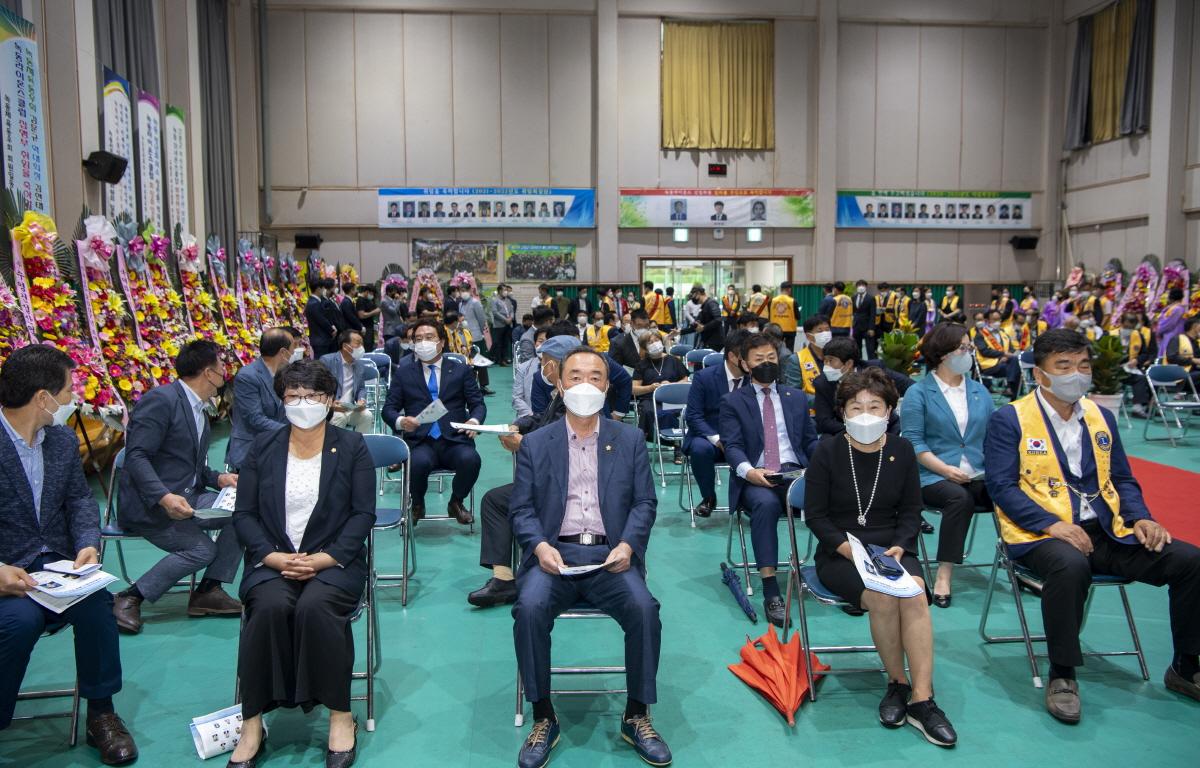 녹동라이온스클럽 회장 이·취임식 첨부이미지 : 2021.07.06 녹동라이온스클럽 이·취임식  _10.jpg